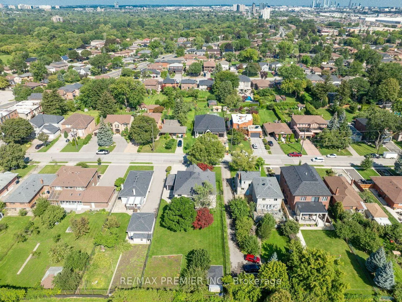 27, Gaydon, Humberlea-Pelmo Park W5, Toronto