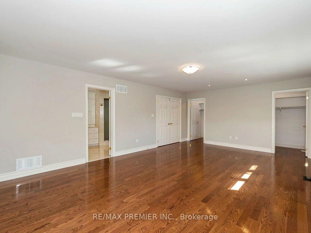 27, Gaydon, Humberlea-Pelmo Park W5, Toronto