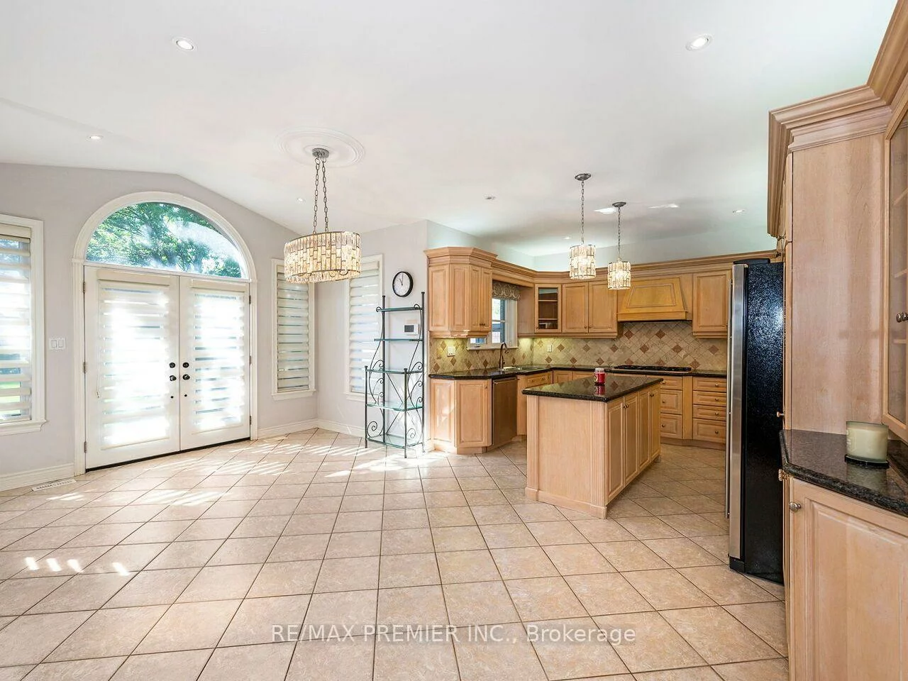 27, Gaydon, Humberlea-Pelmo Park W5, Toronto