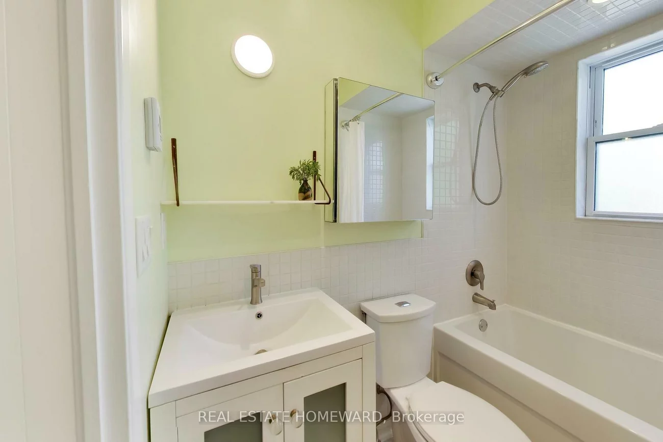 18, Britannia, Junction Area, Toronto