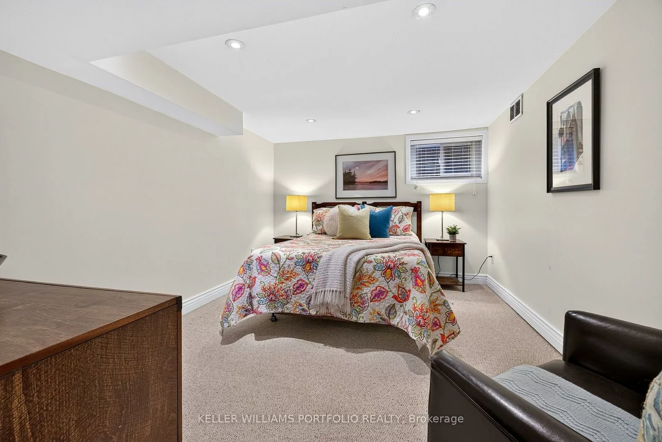 5, Northampton, Islington-City Centre West, Toronto