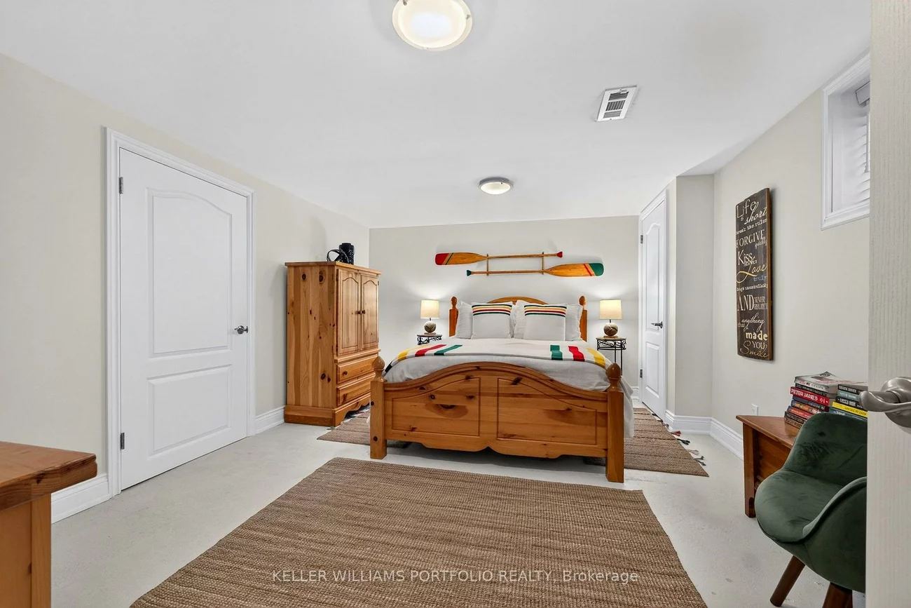 5, Northampton, Islington-City Centre West, Toronto