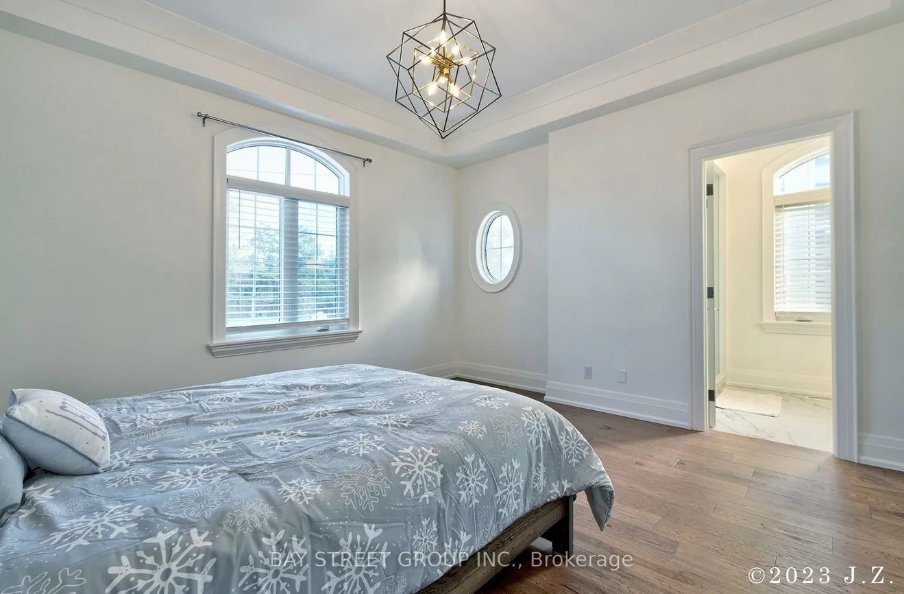 60, Emmett, Mount Dennis, Toronto