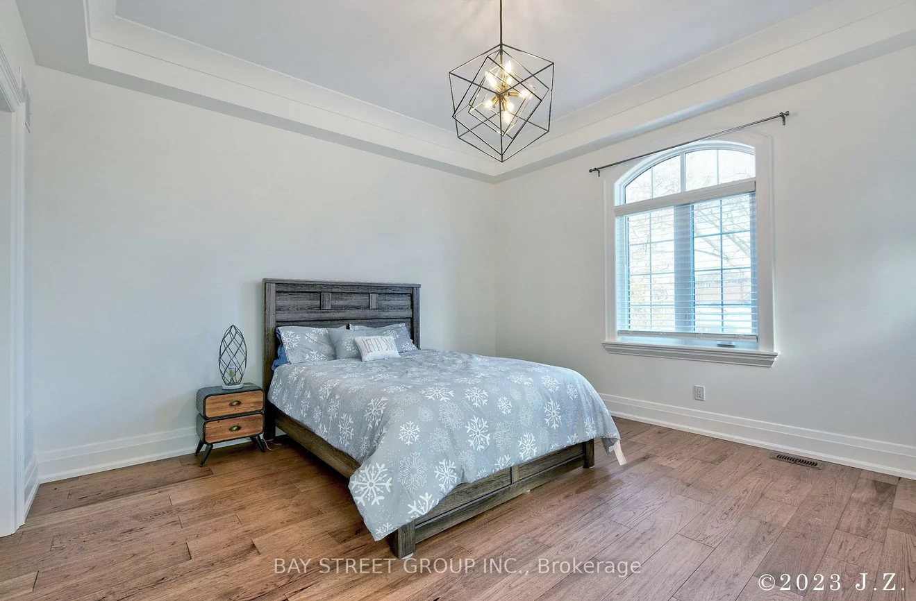60, Emmett, Mount Dennis, Toronto