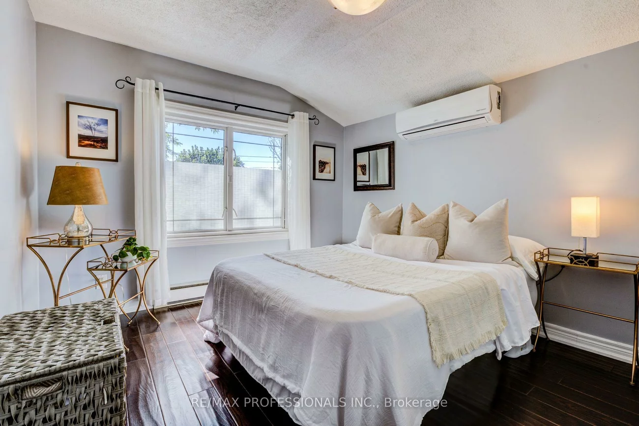 39, Rosemeade, Stonegate-Queensway, Toronto