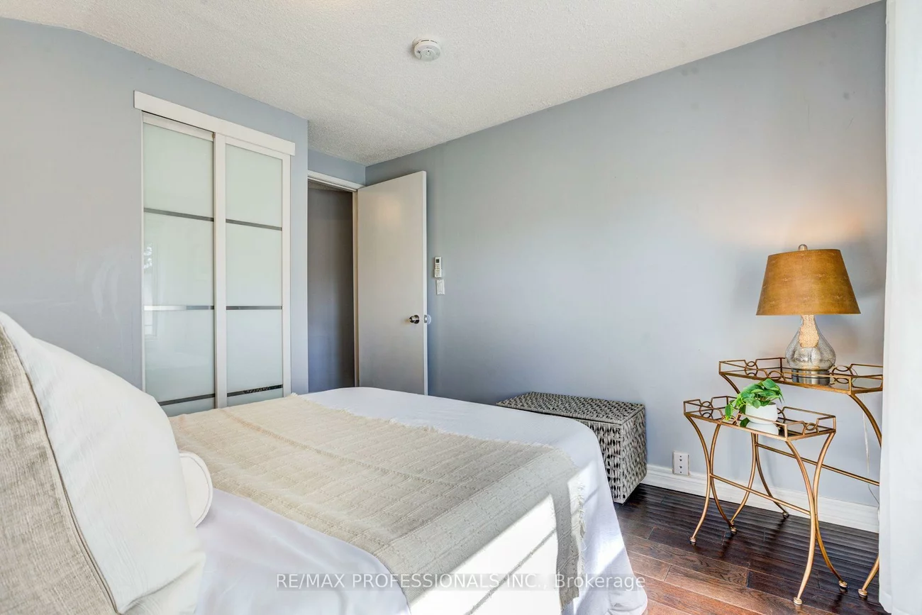 39, Rosemeade, Stonegate-Queensway, Toronto