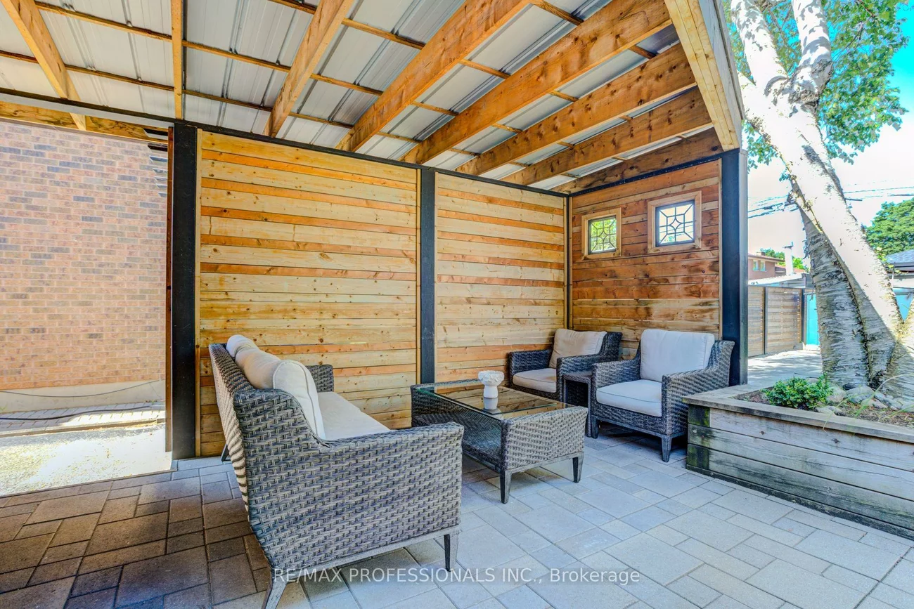 39, Rosemeade, Stonegate-Queensway, Toronto