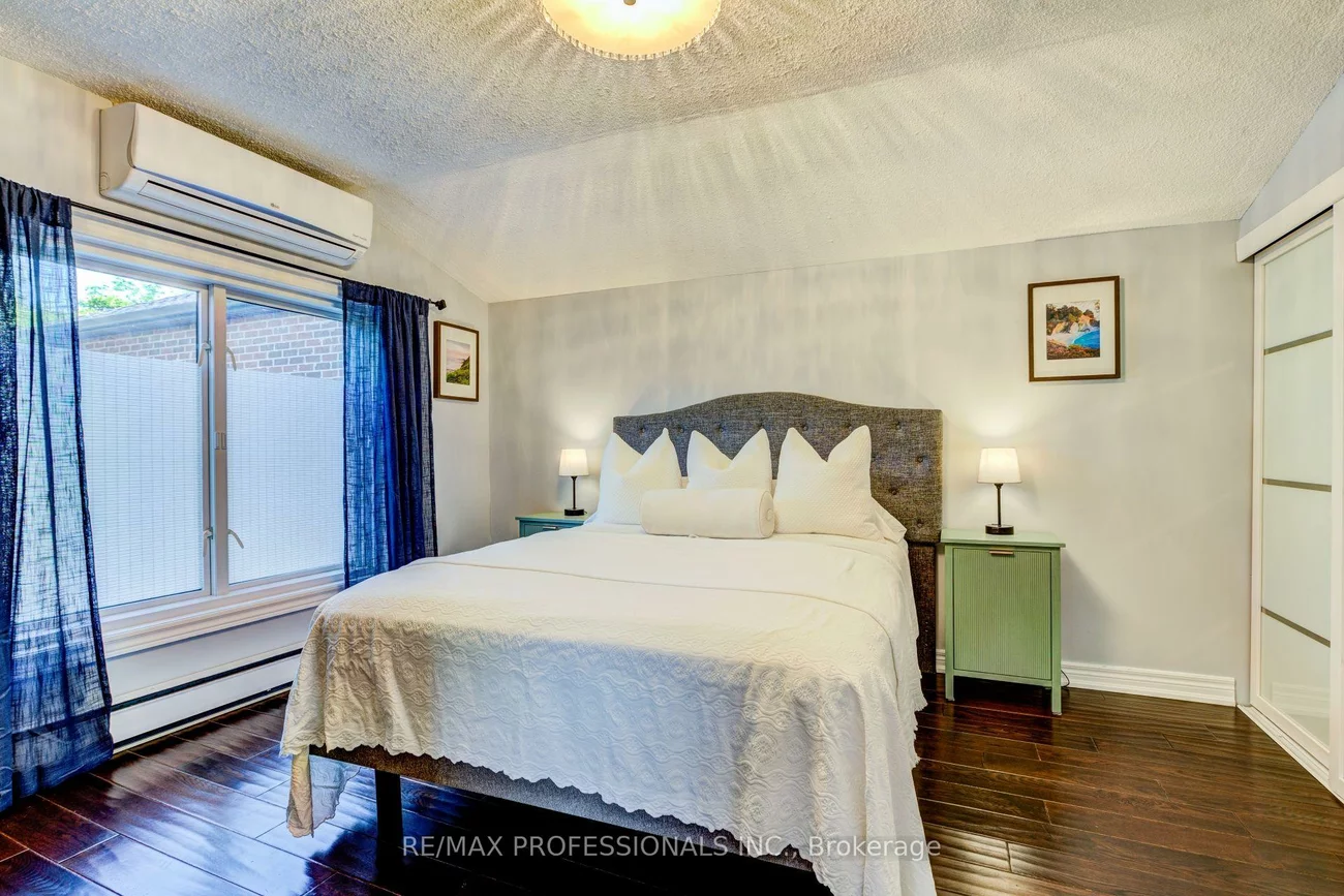 39, Rosemeade, Stonegate-Queensway, Toronto