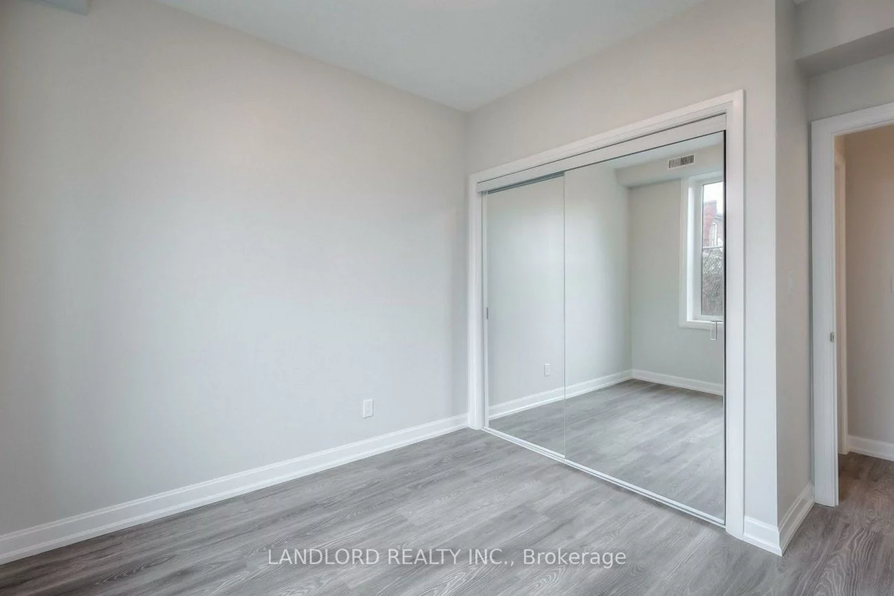 82, Parkway, Roncesvalles, Toronto