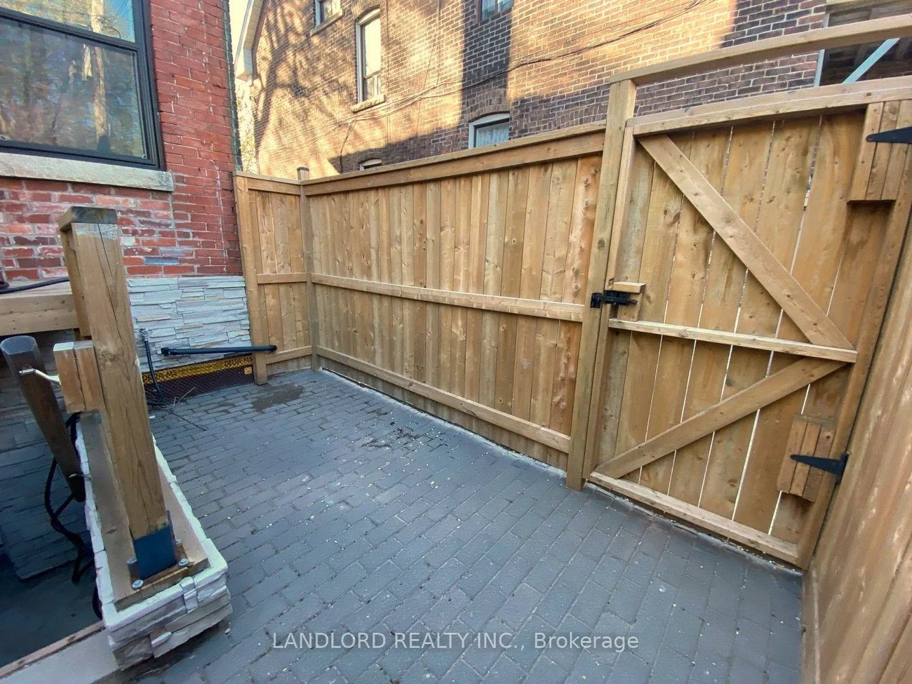 82, Parkway, Roncesvalles, Toronto