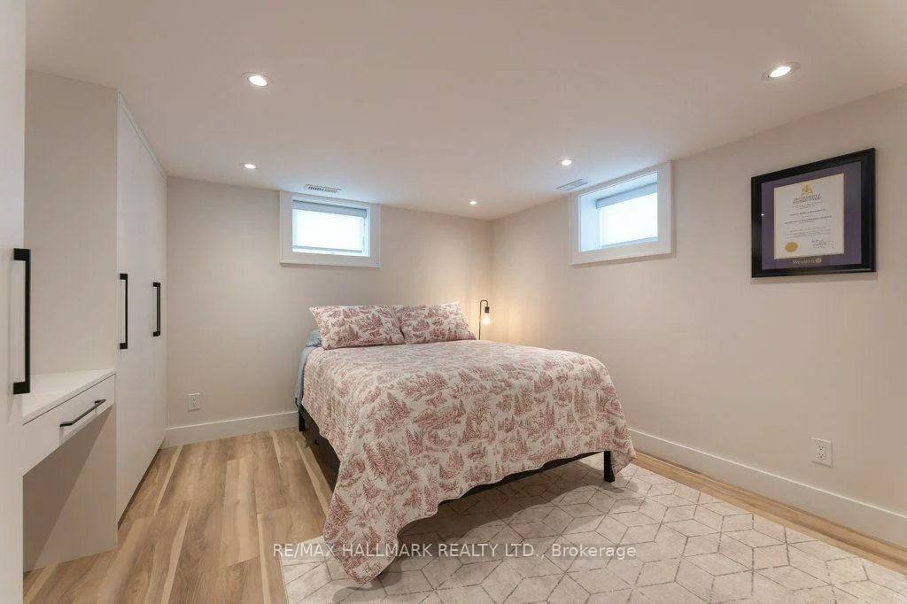 485, Evans, Alderwood, Toronto
