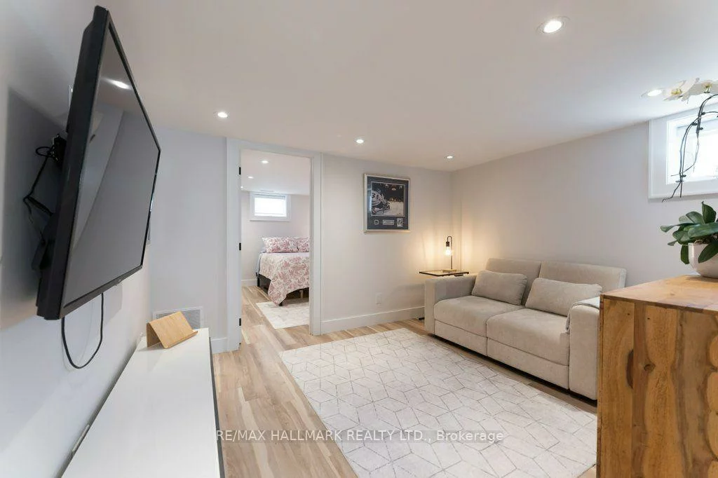 485, Evans, Alderwood, Toronto