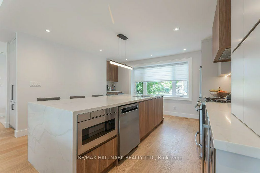 485, Evans, Alderwood, Toronto
