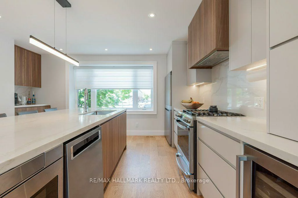 485, Evans, Alderwood, Toronto