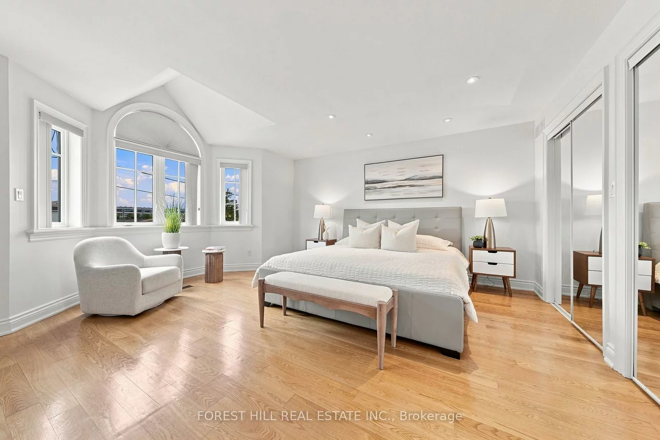 1006, Briar Hill, Briar Hill-Belgravia, Toronto