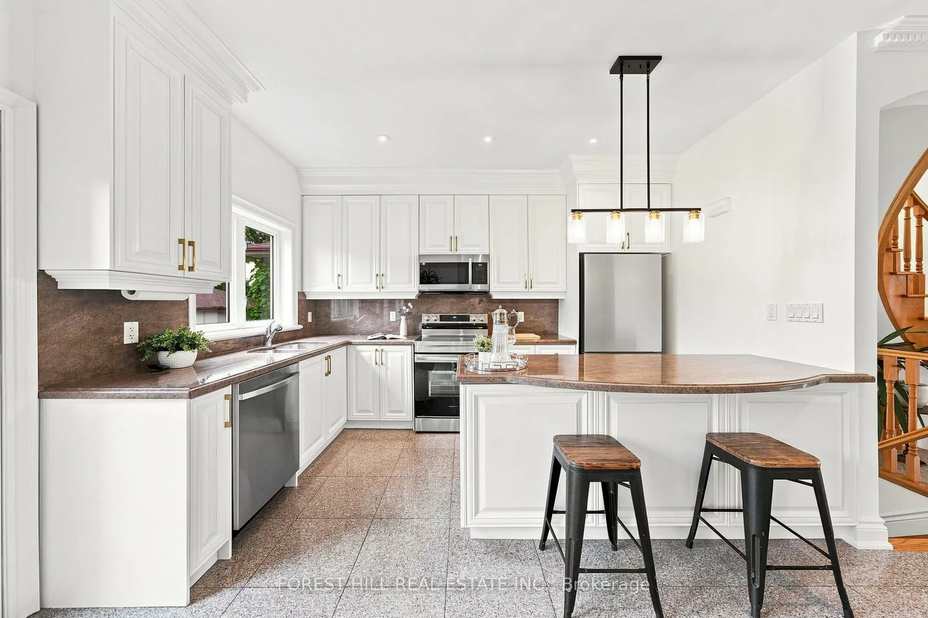 1006, Briar Hill, Briar Hill-Belgravia, Toronto