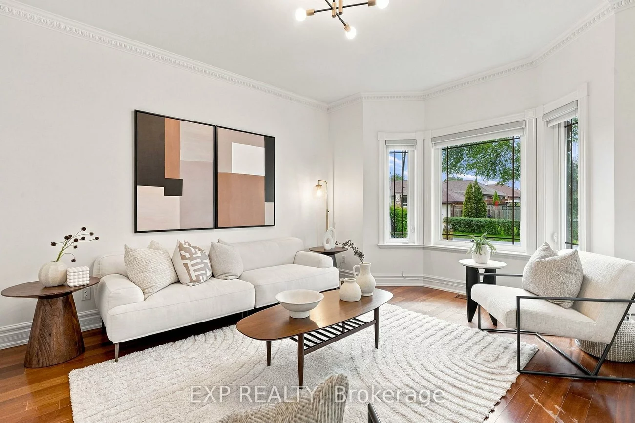 101, Cannon, Stonegate-Queensway, Toronto