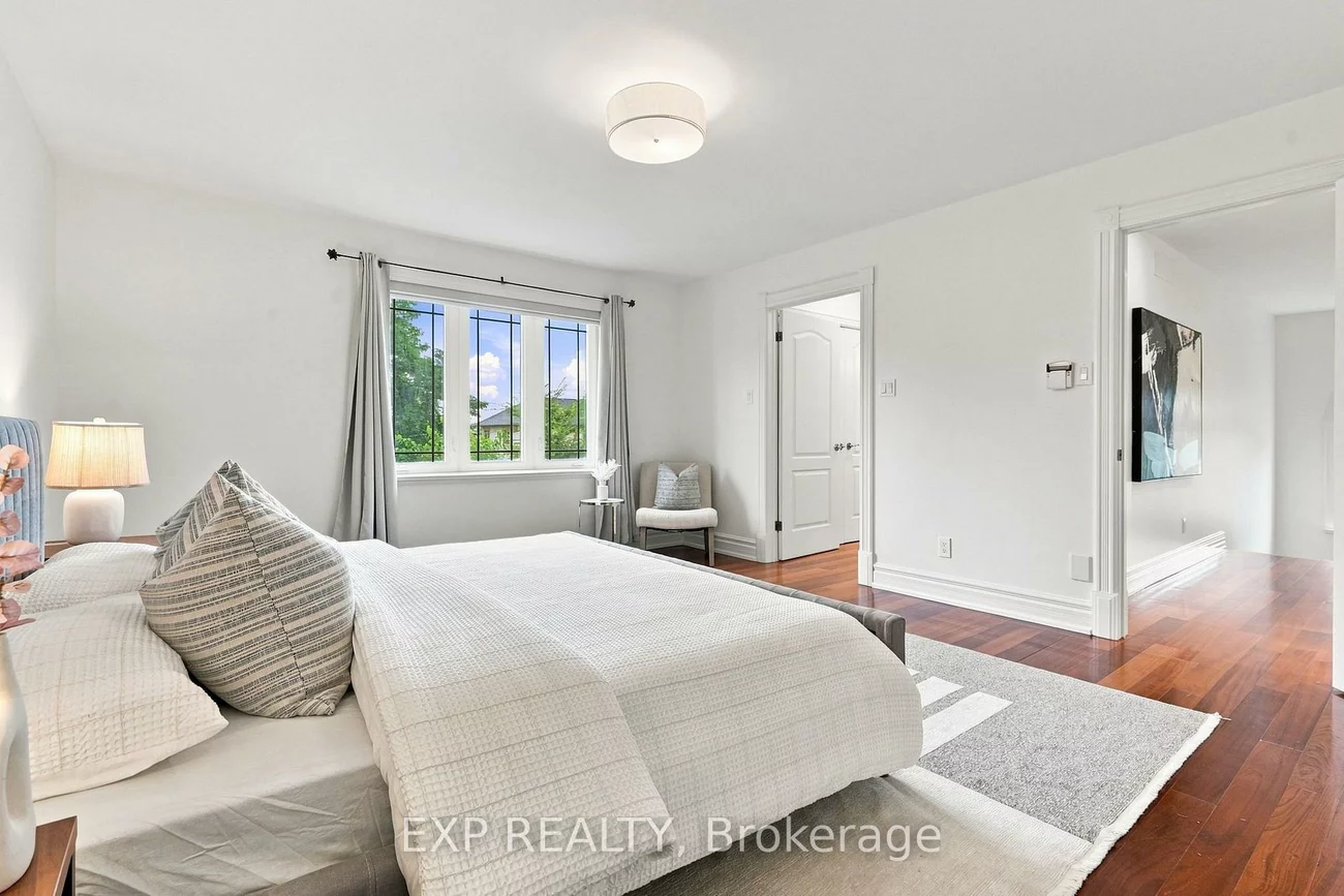 101, Cannon, Stonegate-Queensway, Toronto