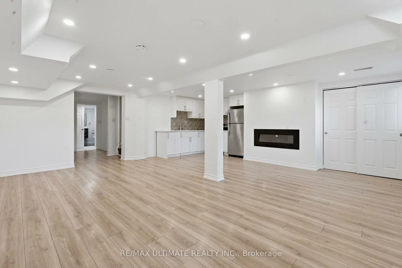 130, Thistle Down, Thistletown-Beaumonde Heights, Toronto