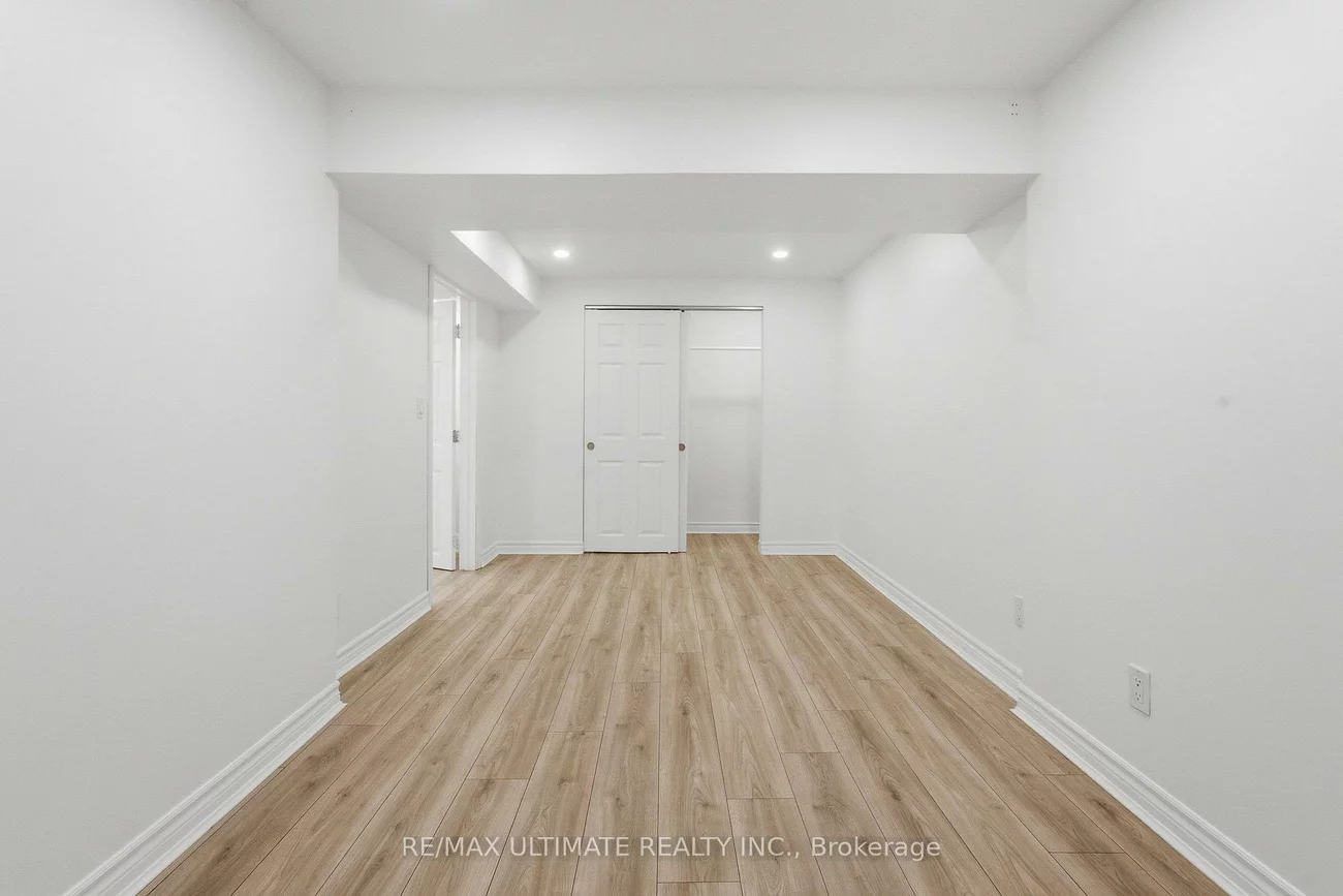 130, Thistle Down, Thistletown-Beaumonde Heights, Toronto