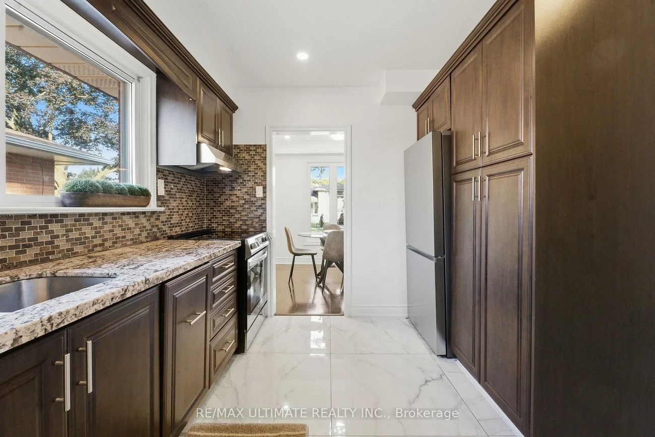 130, Thistle Down, Thistletown-Beaumonde Heights, Toronto
