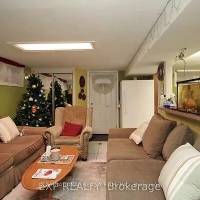 221, Church, Humberlea-Pelmo Park W4, Toronto