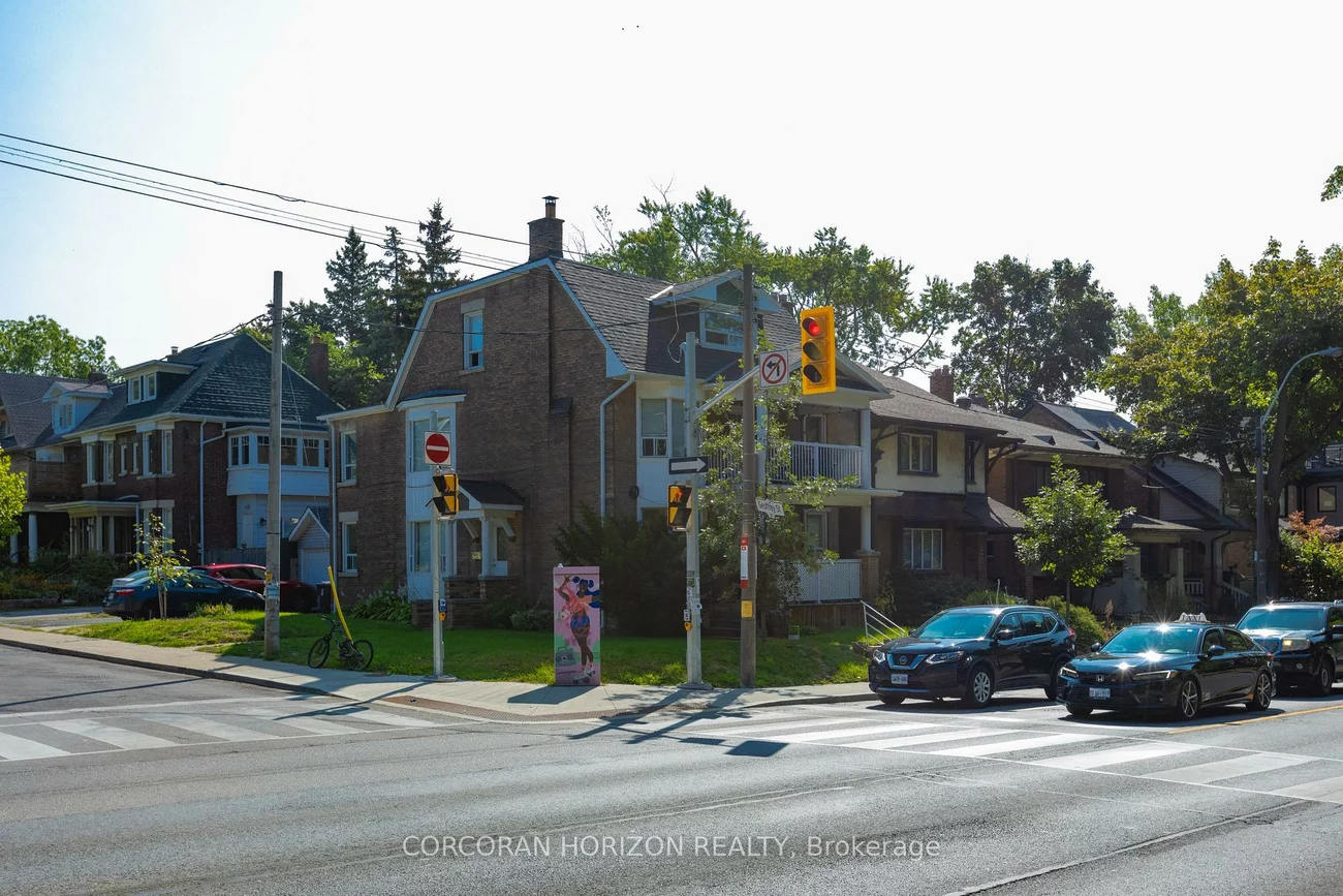 355, Parkside, High Park-Swansea, Toronto