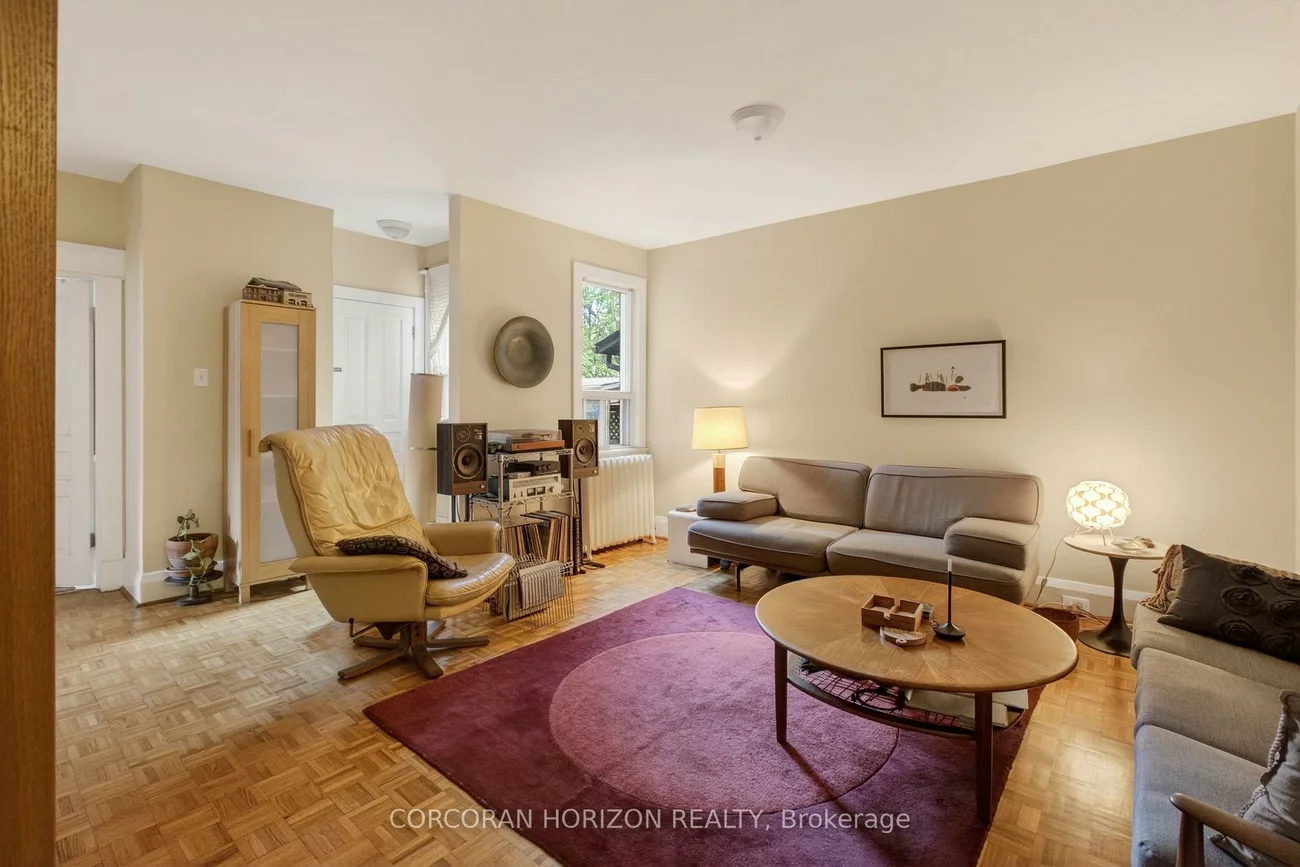 355, Parkside, High Park-Swansea, Toronto