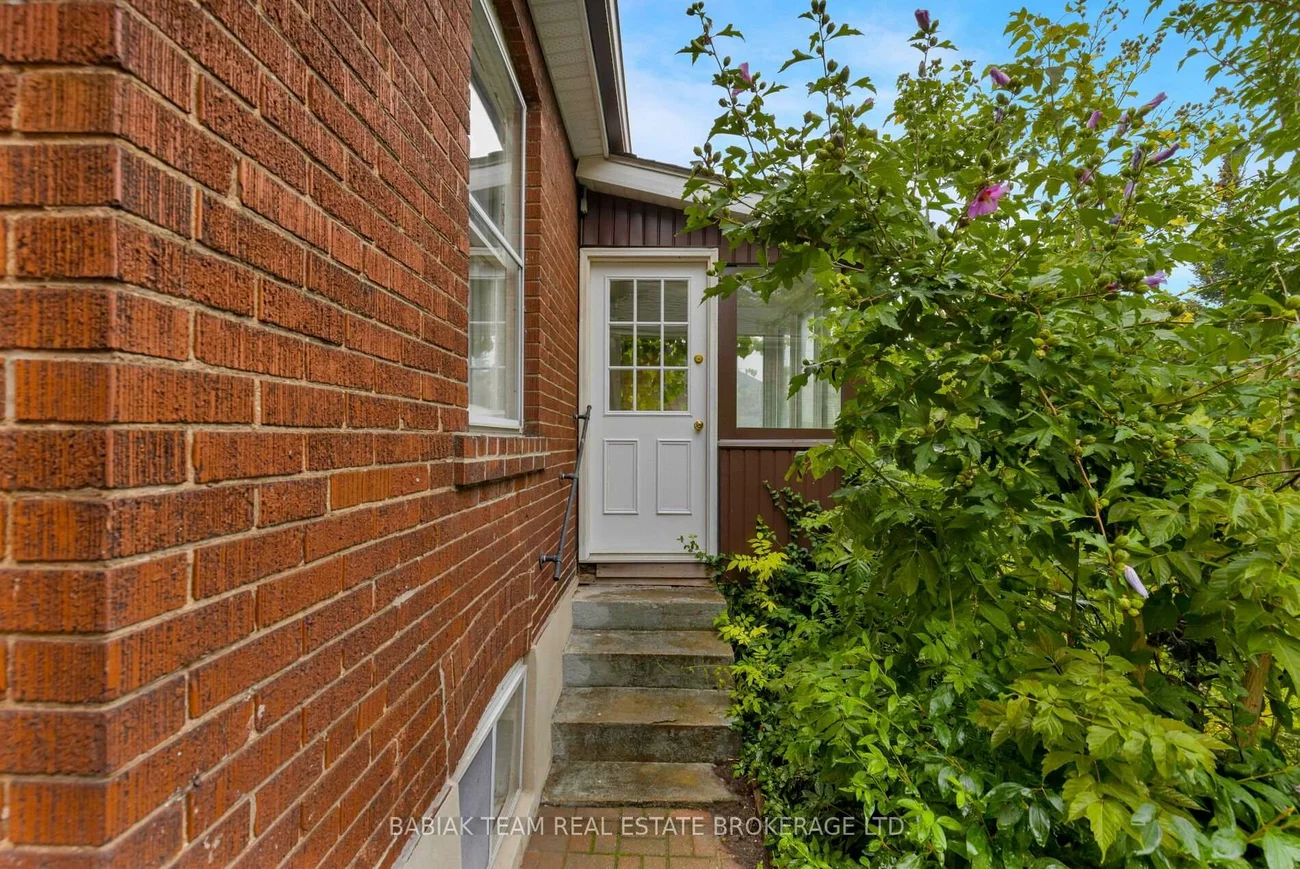 1, Rambert, High Park-Swansea, Toronto