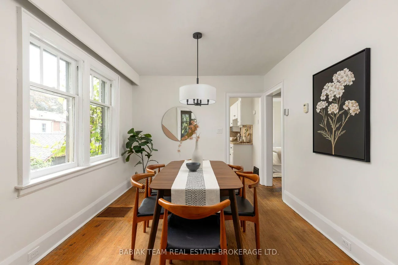 1, Rambert, High Park-Swansea, Toronto