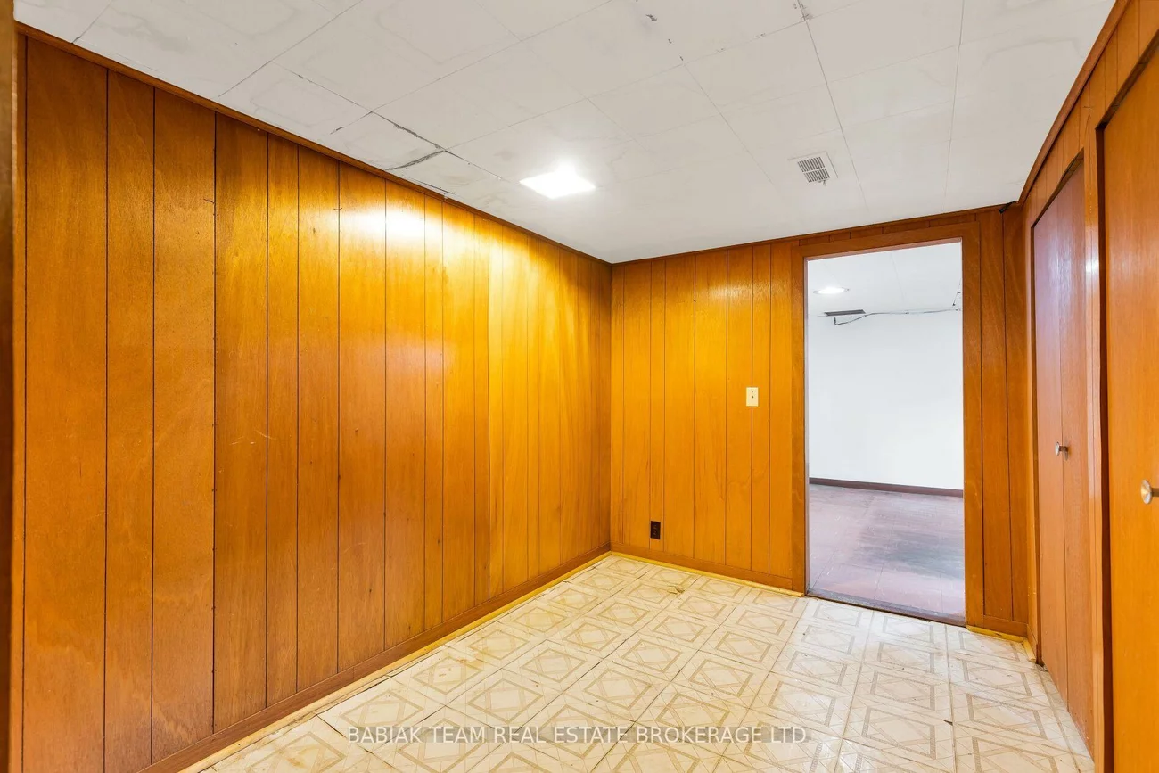 1, Rambert, High Park-Swansea, Toronto
