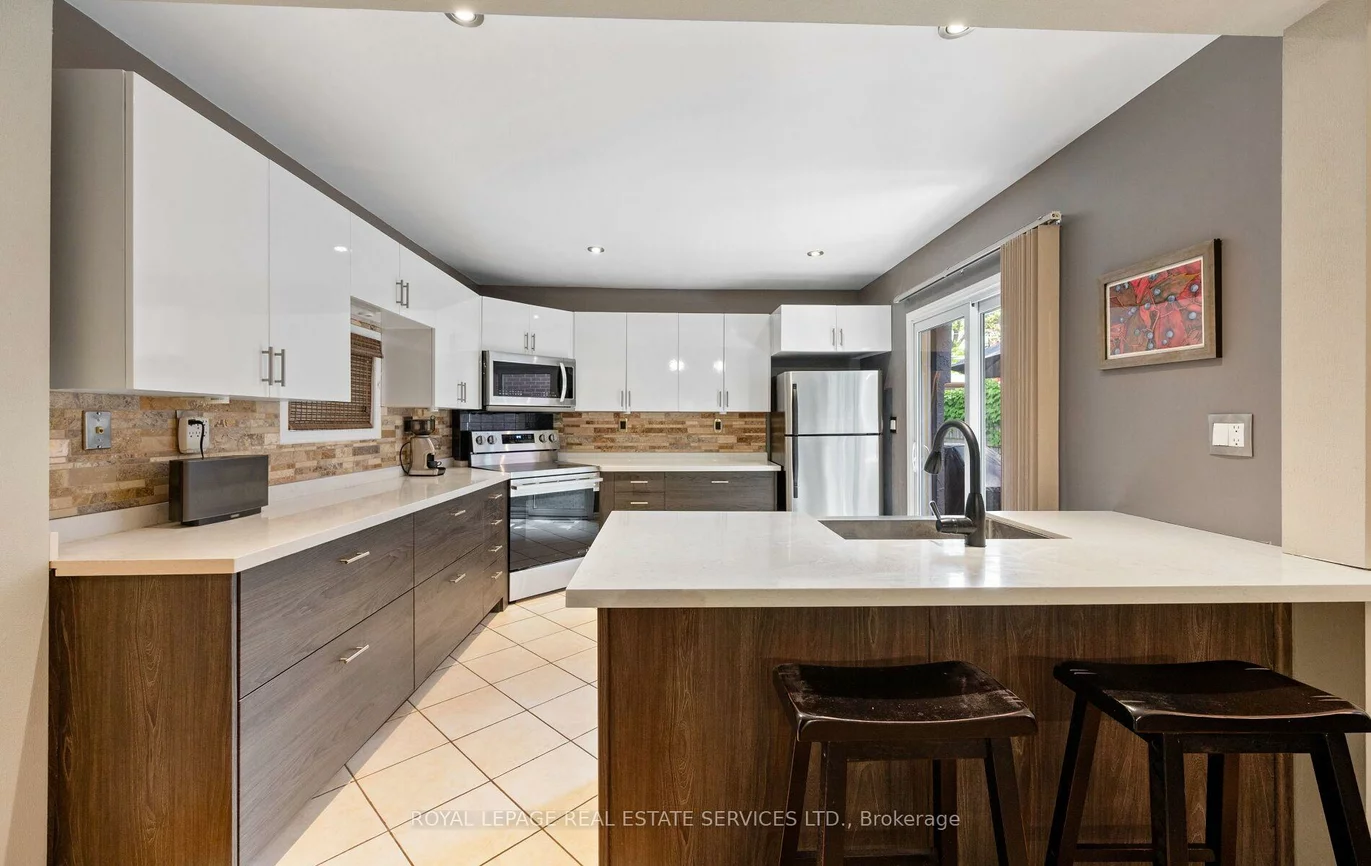 613, Beresford, Runnymede-Bloor West Village, Toronto