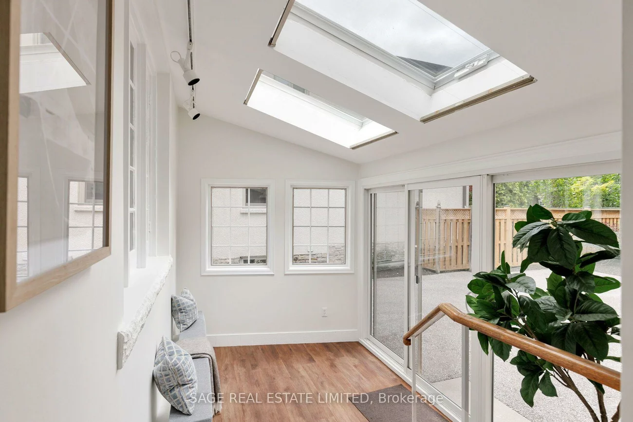 78, The Kingsway, Kingsway South, Toronto