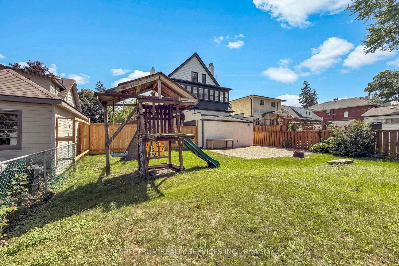 86, Church, Weston, Toronto