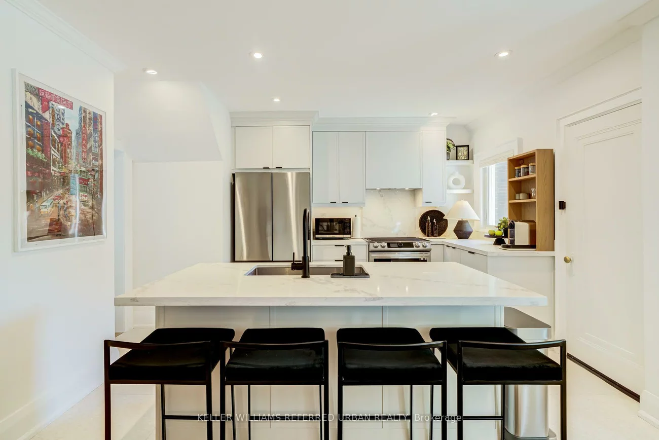 2522, Lake Shore, Mimico, Toronto