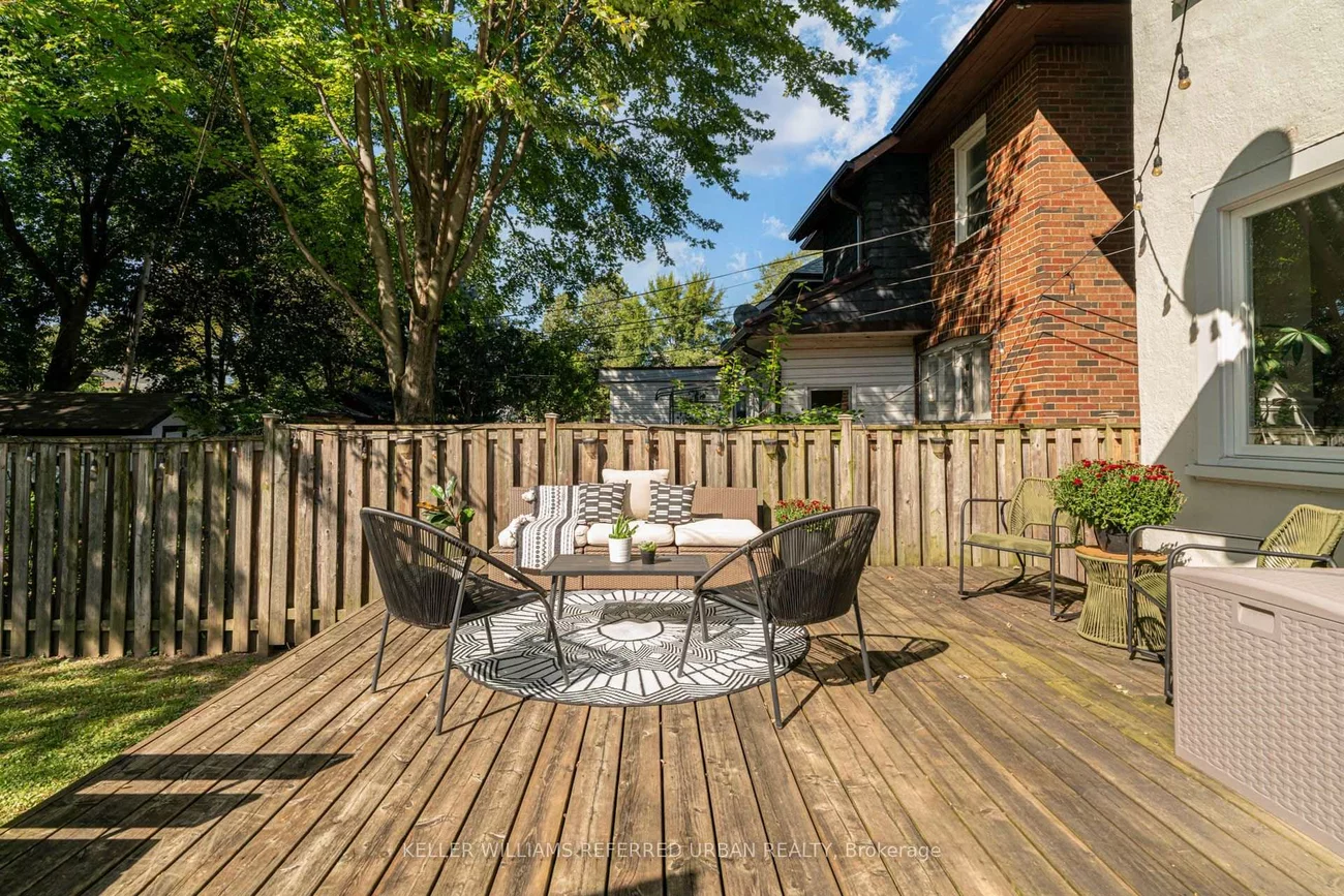2522, Lake Shore, Mimico, Toronto