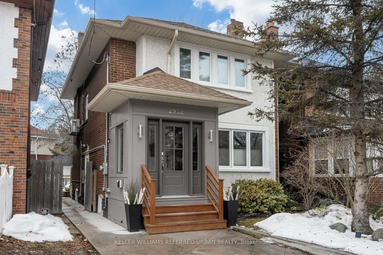 2522, Lake Shore, Mimico, Toronto