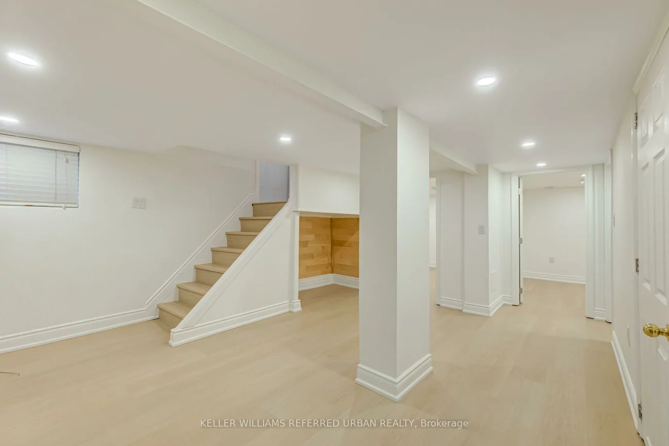 2522, Lake Shore, Mimico, Toronto