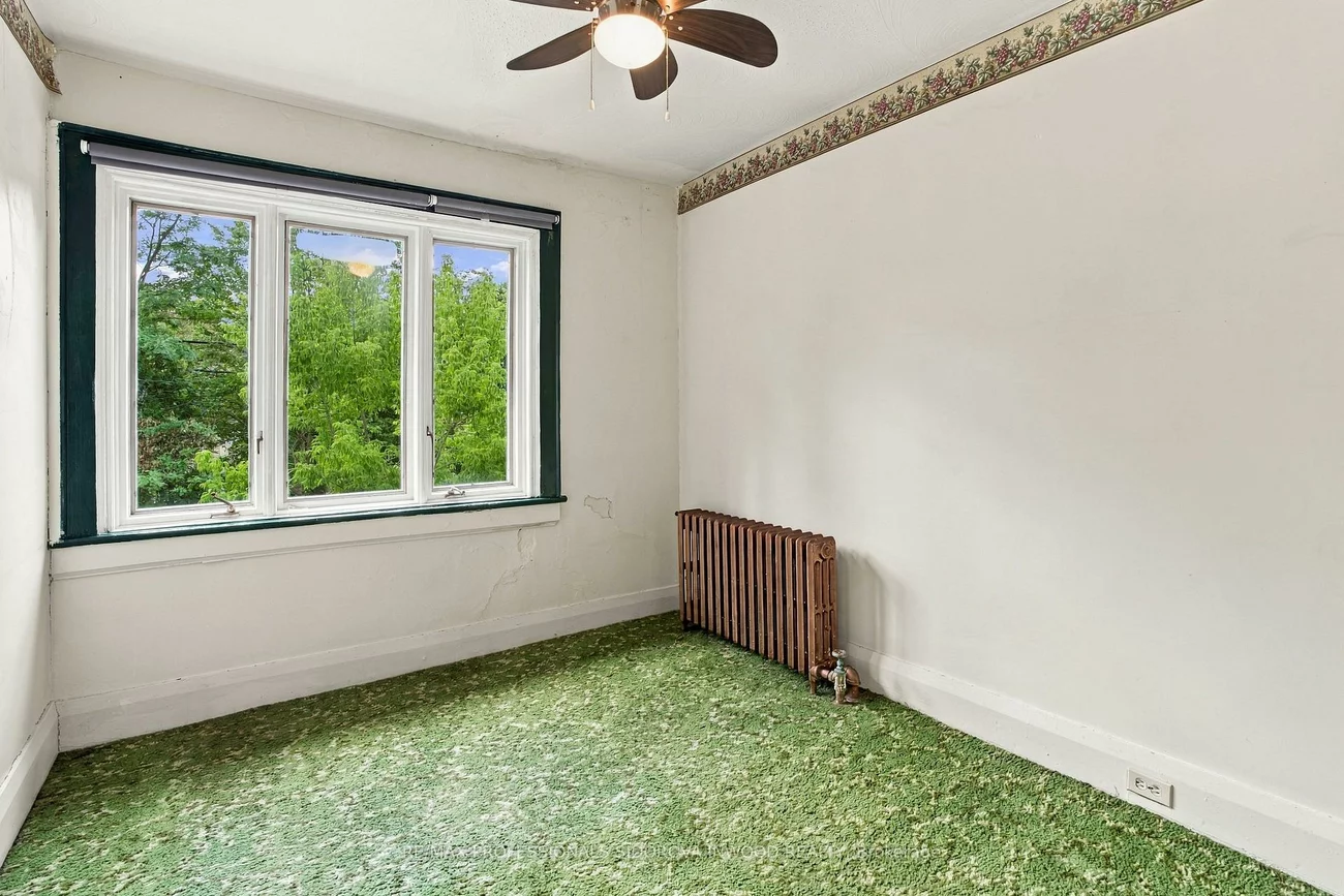 282, Kennedy, High Park North, Toronto