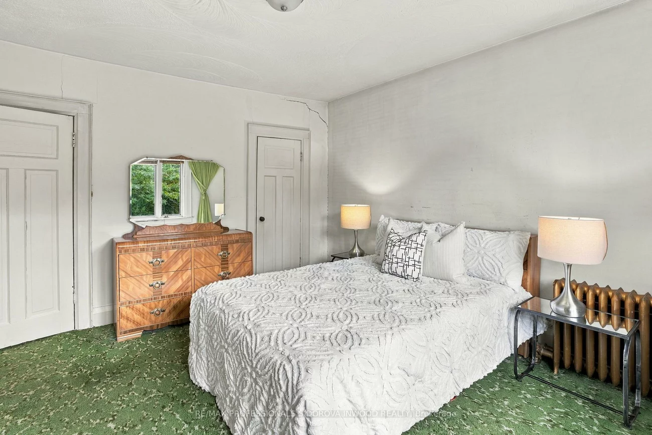 282, Kennedy, High Park North, Toronto
