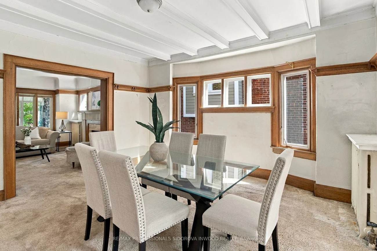 282, Kennedy, High Park North, Toronto