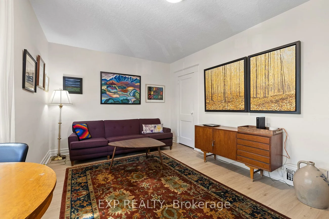 60, Parkdale, High Park-Swansea, Toronto