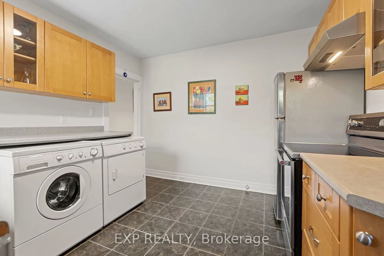 60, Parkdale, High Park-Swansea, Toronto