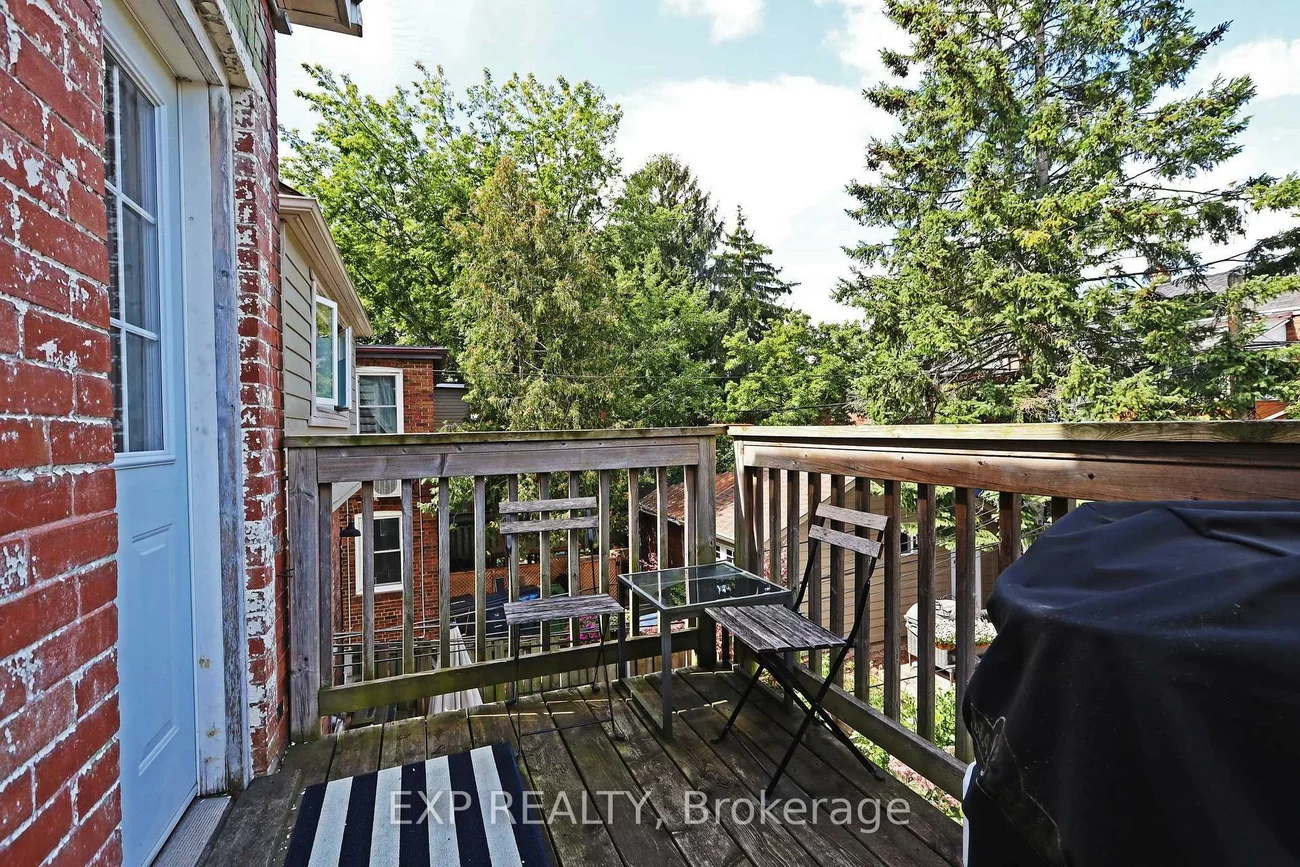 60, Parkdale, High Park-Swansea, Toronto