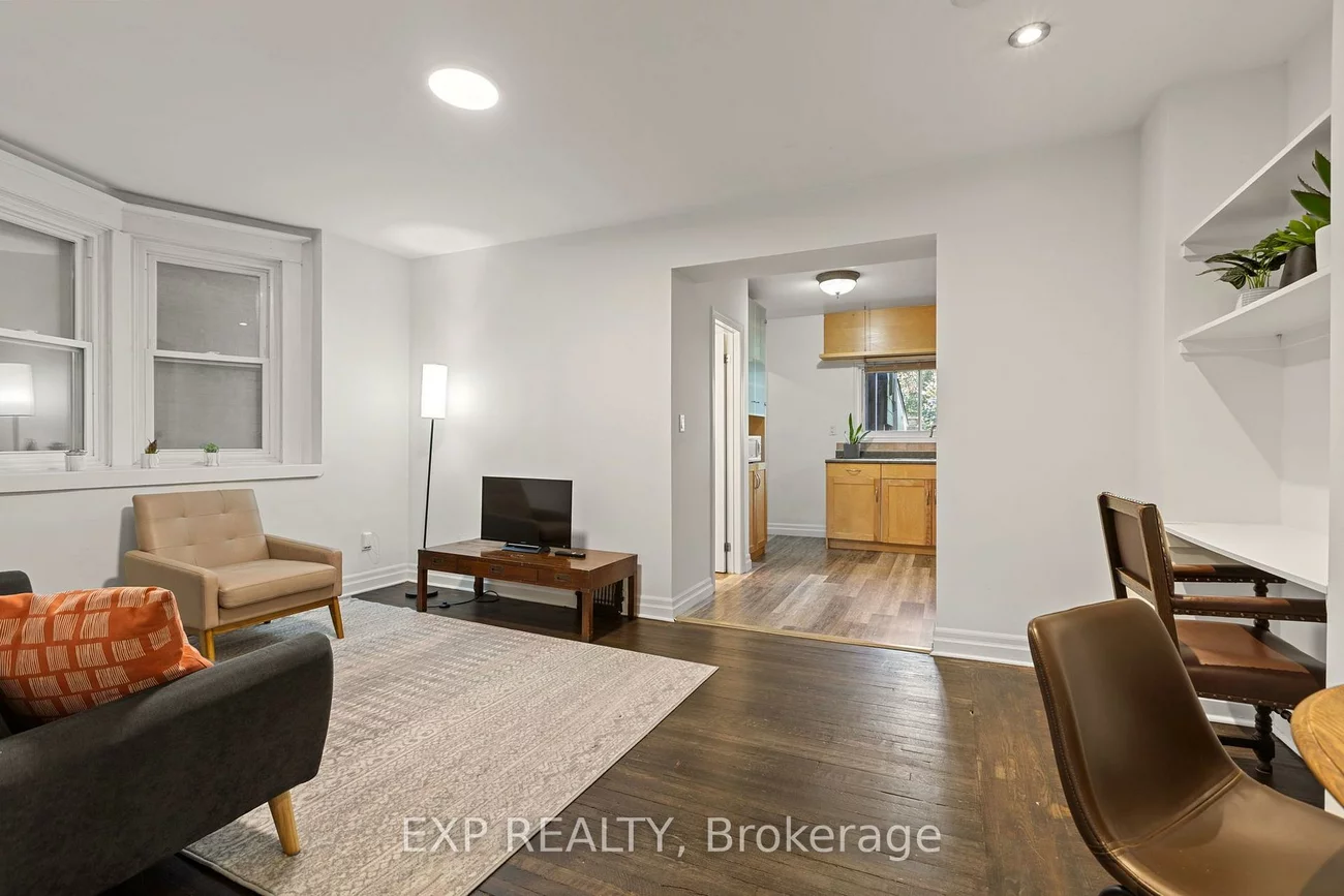 60, Parkdale, High Park-Swansea, Toronto