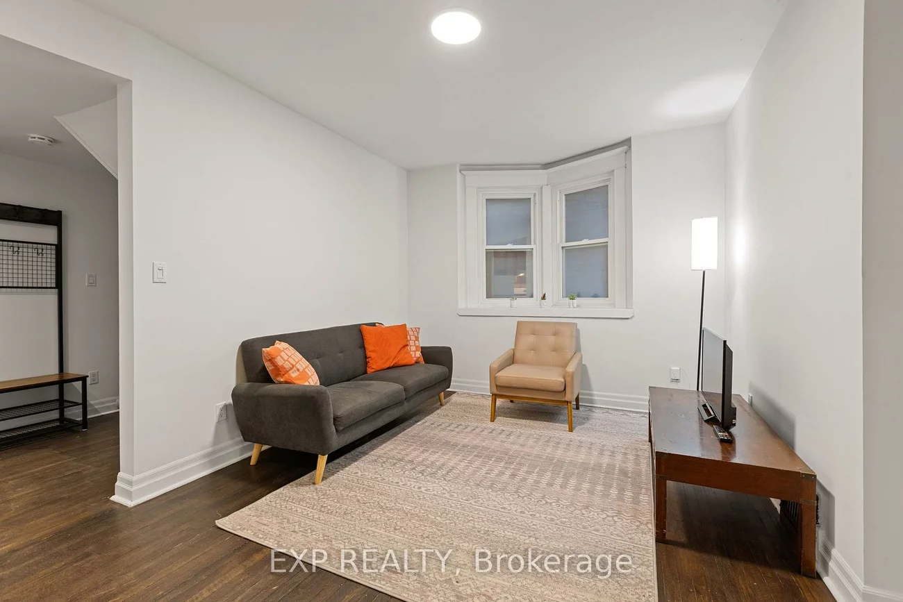 60, Parkdale, High Park-Swansea, Toronto