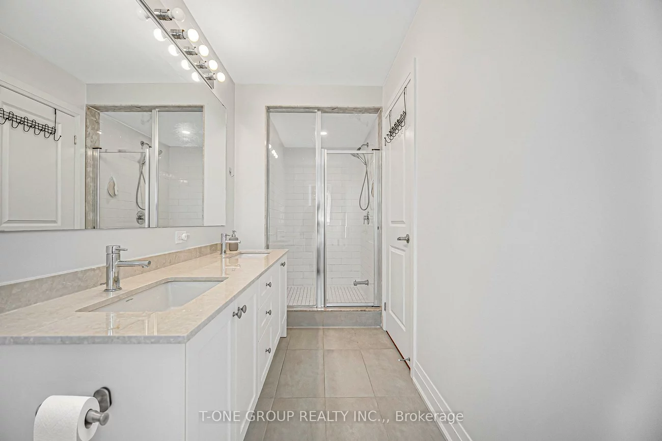 17, Wild Rose, Rustic, Toronto