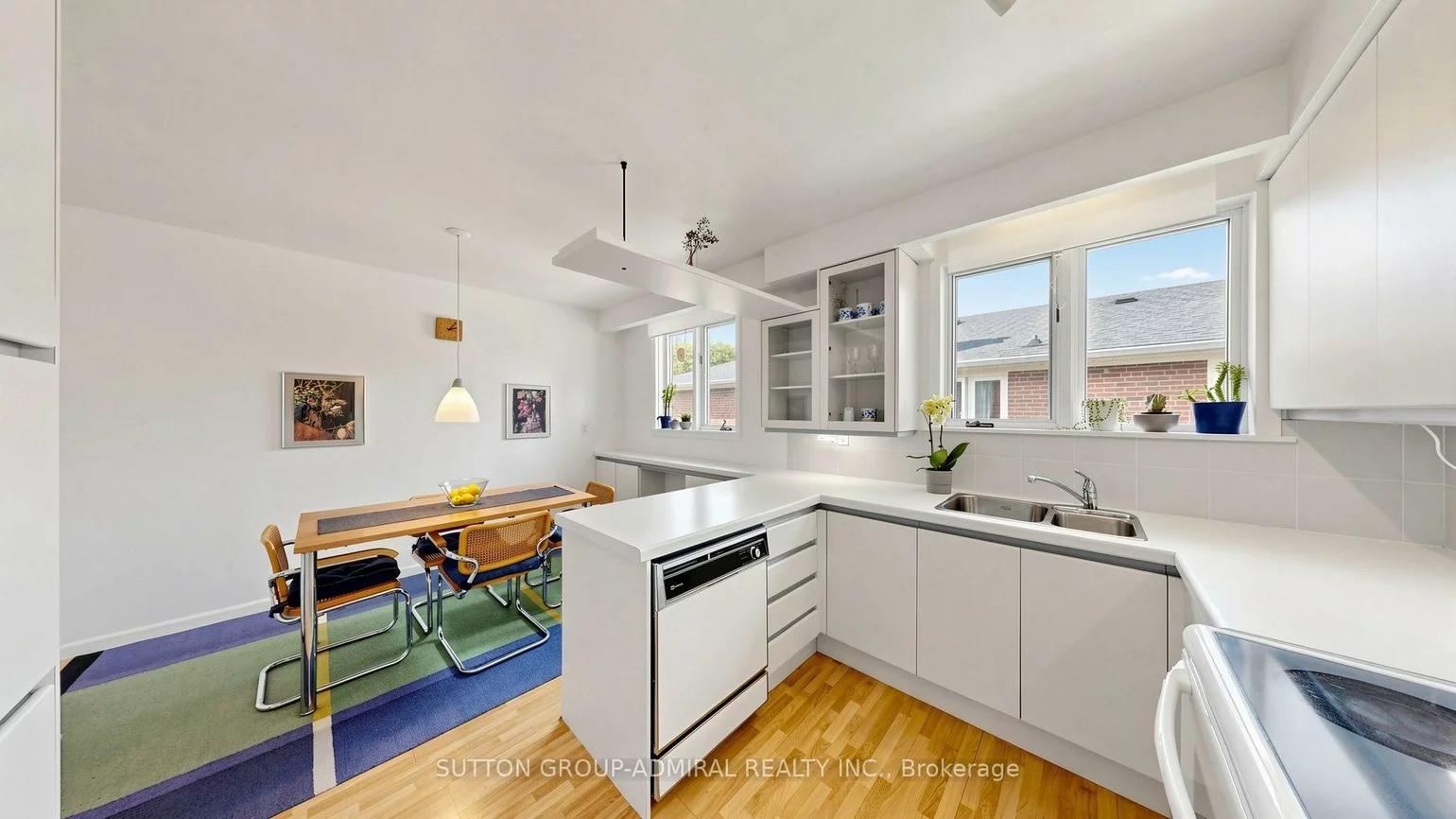 27, Warlingham, Eringate-Centennial-West Deane, Toronto