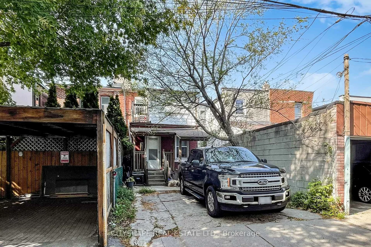 467, Keele, Junction Area, Toronto