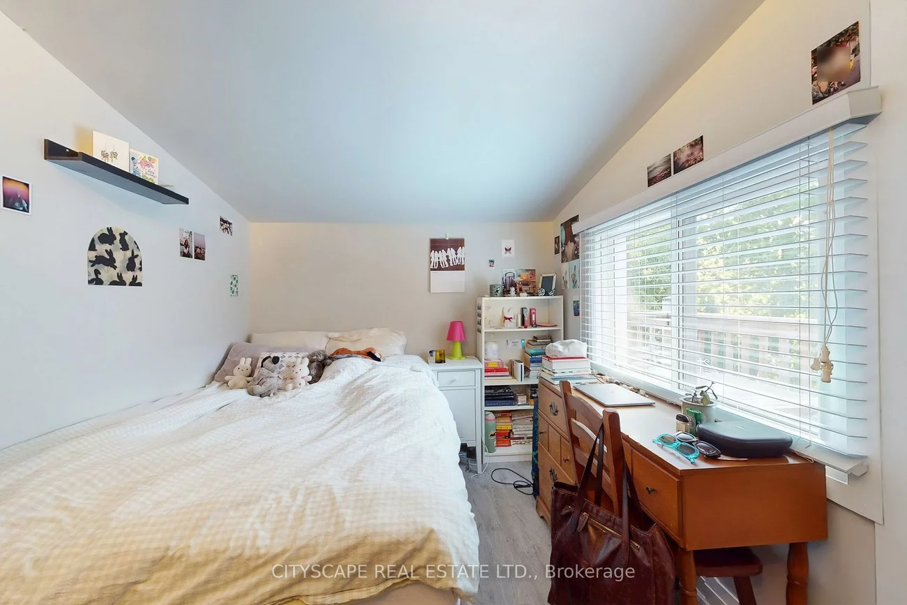 467, Keele, Junction Area, Toronto